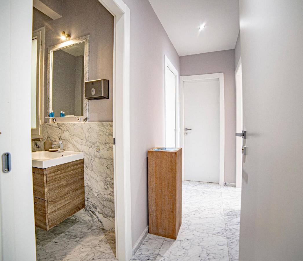 Elegante Camera Con Finiture Di Lusso Appena Ristrutturata Marina di Carrara Kültér fotó